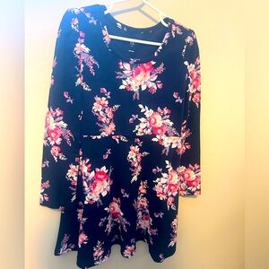 Girls floral cotton dress - Size Small